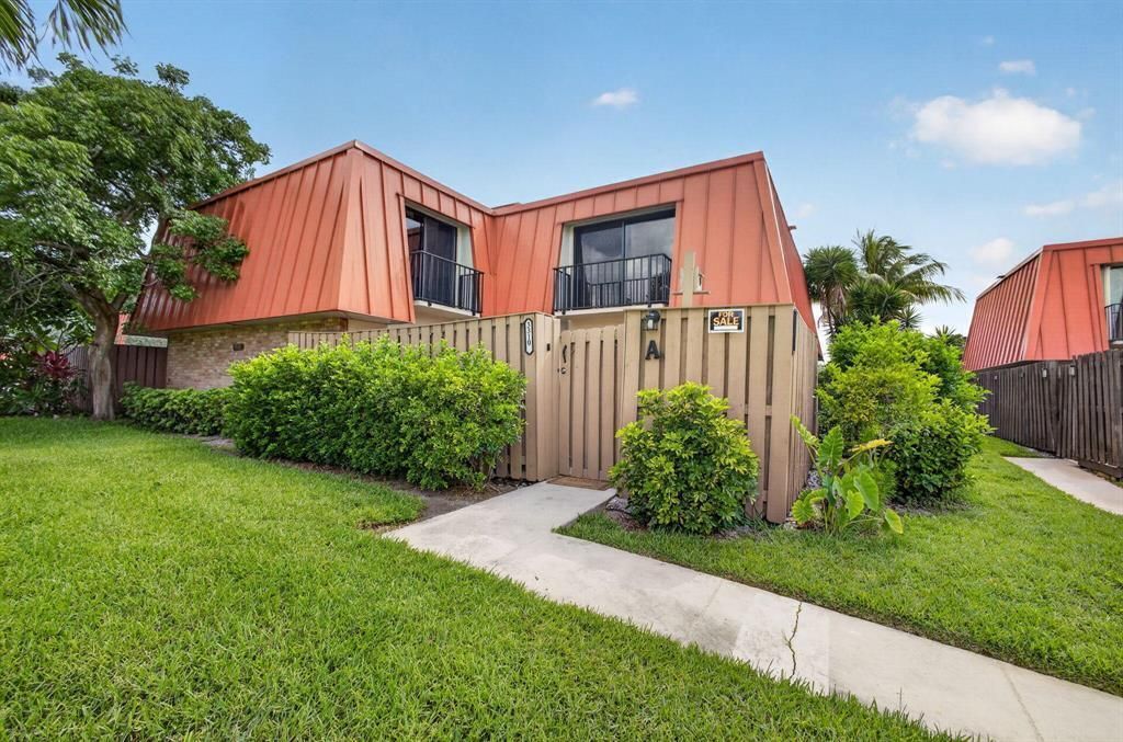 3310 Meridian Way S, Unit A, Palm Beach Gardens, FL 33410 Photo