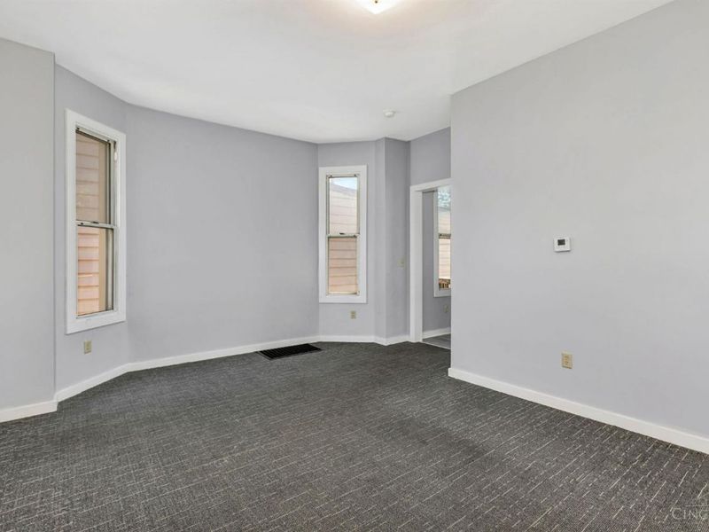 305 Walnut Street, Elmwood Place, OH 45216 Photo 14