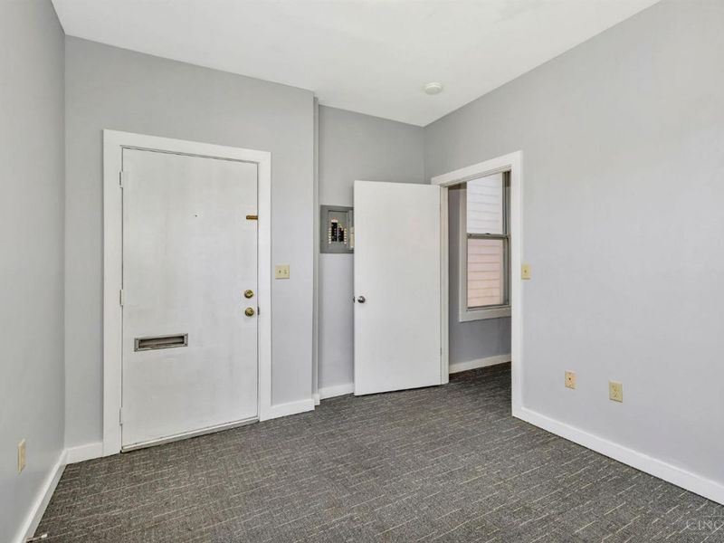305 Walnut Street, Elmwood Place, OH 45216 Photo 18
