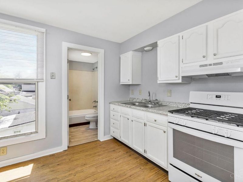 305 Walnut Street, Elmwood Place, OH 45216 Photo 30