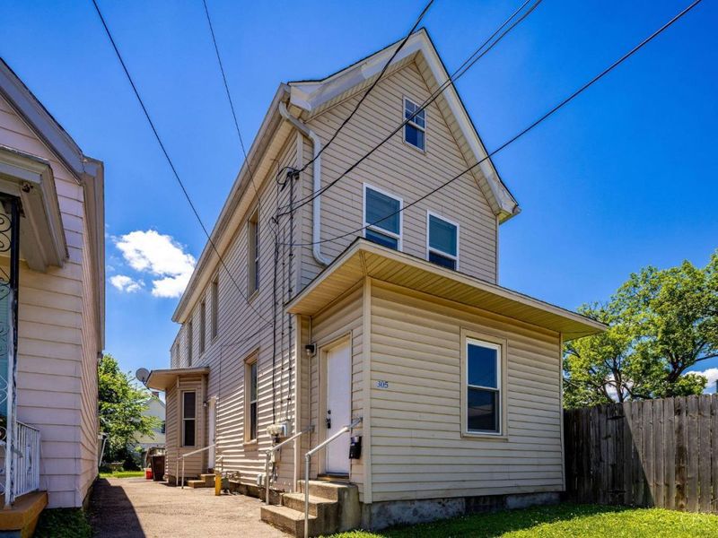 305 Walnut Street, Elmwood Place, OH 45216 Photo 4
