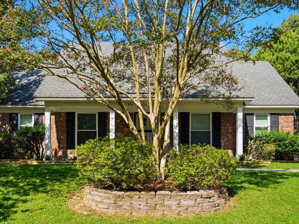 461 DOVE VALLEY DR, Collierville, TN 38017