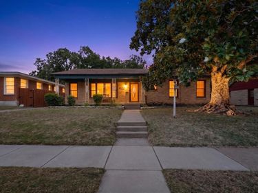 3017 Primrose Avenue, Fort Worth, TX 76111