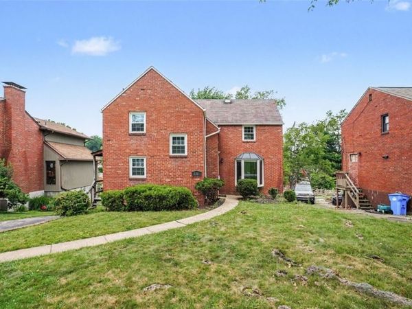 5368 Orchard Hill Dr, Pittsburgh, PA 15236