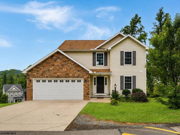 319 Double Eagle Lane, Maidsville, WV 26541