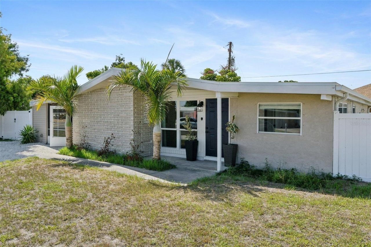 2416 Emory Avenue, Bradenton, FL 34207 Photo
