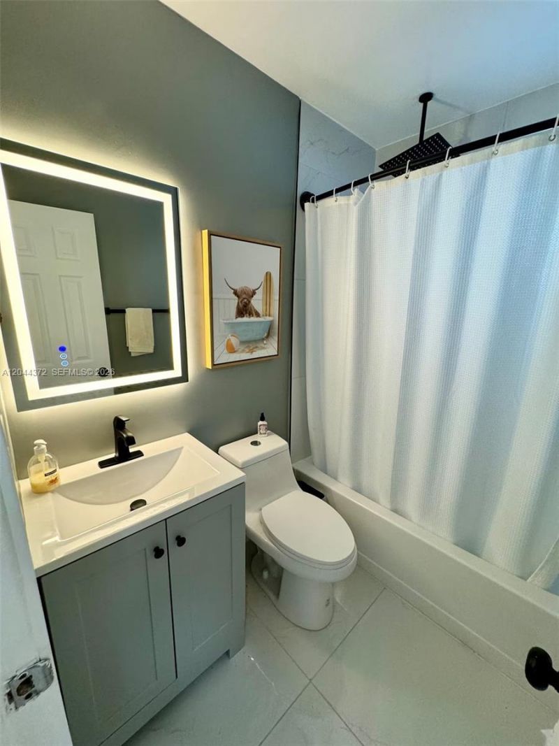 5712 Mayo St, Unit 1, Hollywood, FL 33023 Photo