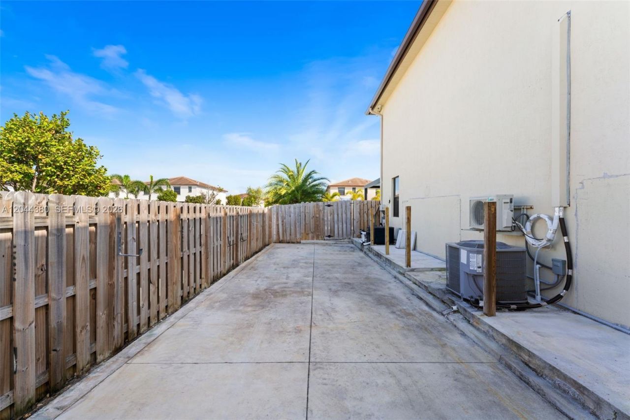25205 SW 108th Ave , Homestead, FL 33032 Photo