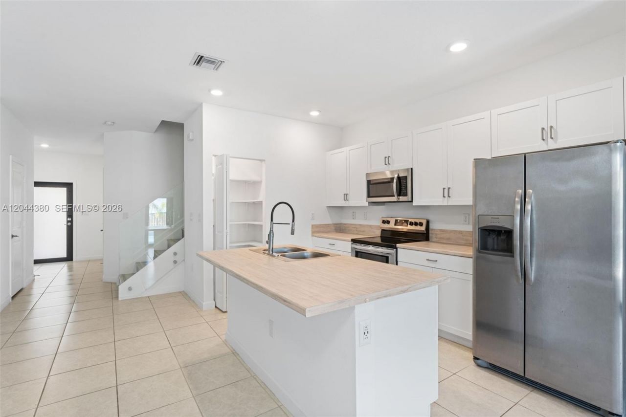 25205 SW 108th Ave , Homestead, FL 33032 Photo