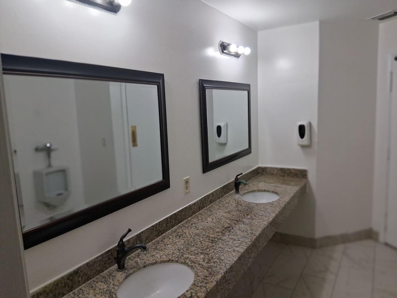 2100 Springdale Boulevard, Unit 303, Palm Springs, FL 33461 Photo