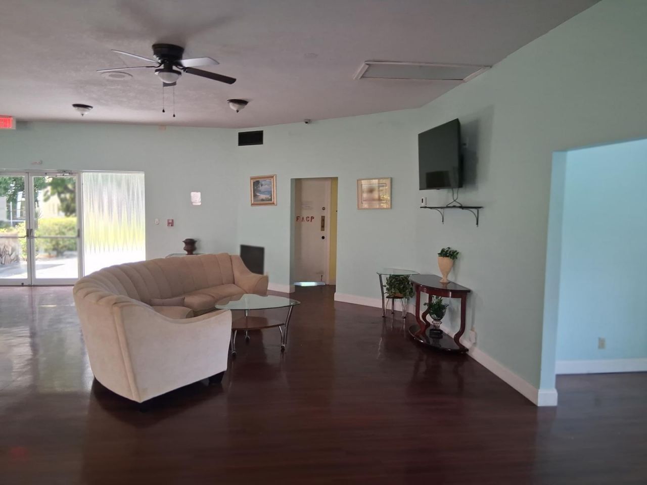 2100 Springdale Boulevard, Unit 303, Palm Springs, FL 33461 Photo