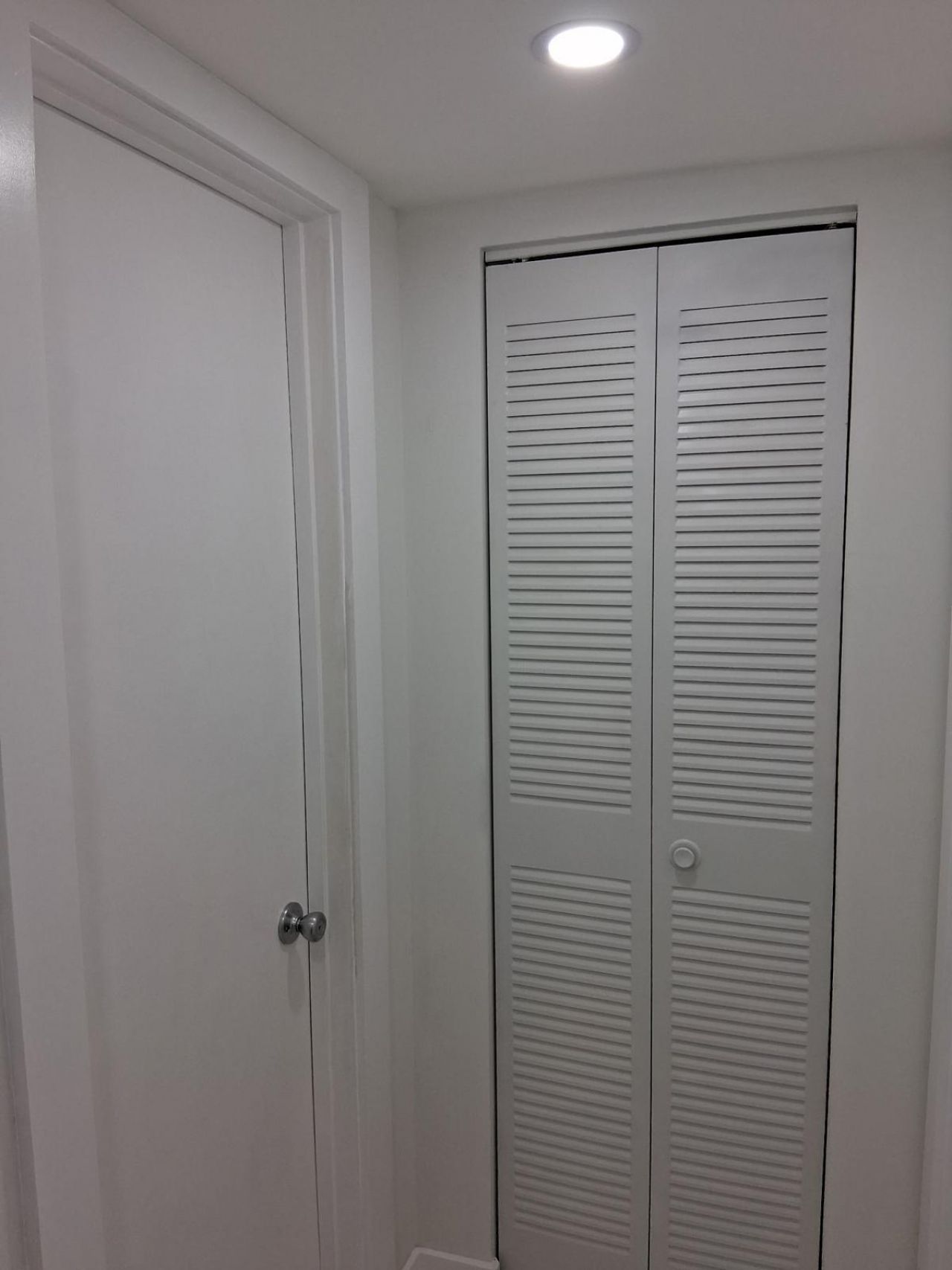 2100 Springdale Boulevard, Unit 303, Palm Springs, FL 33461 Photo