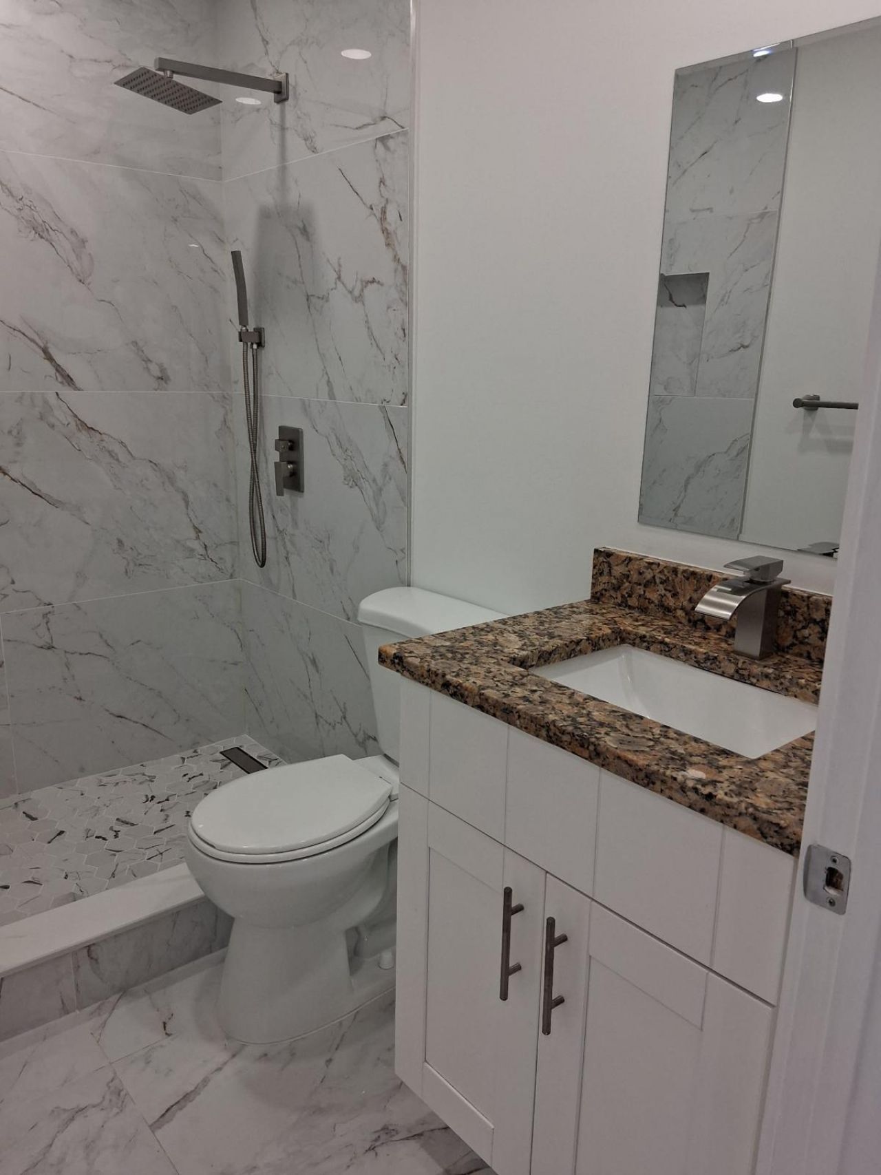 2100 Springdale Boulevard, Unit 303, Palm Springs, FL 33461 Photo