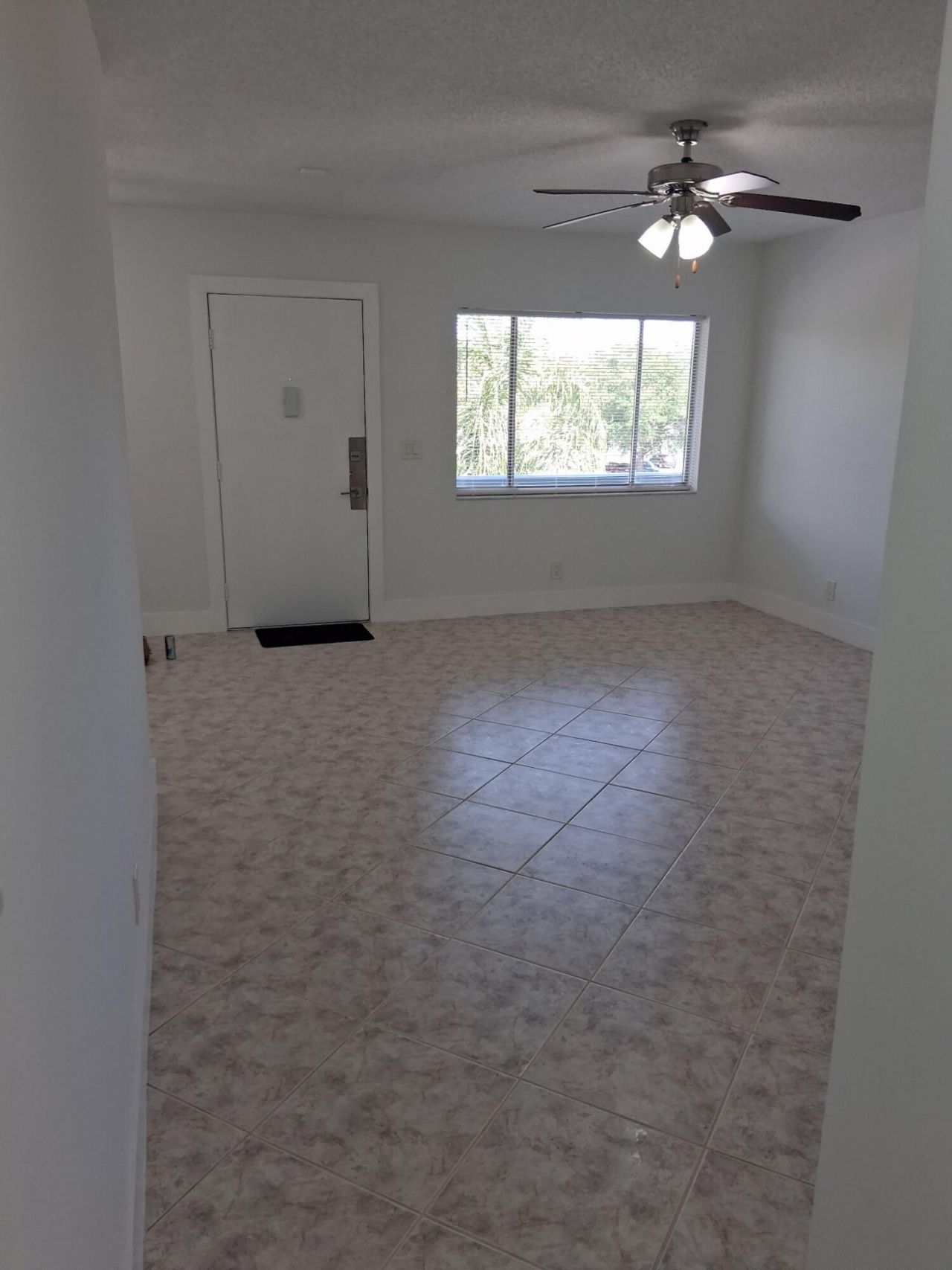2100 Springdale Boulevard, Unit 303, Palm Springs, FL 33461 Photo