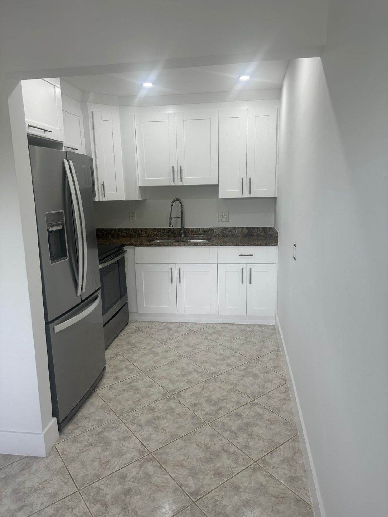 2100 Springdale Boulevard, Unit 303, Palm Springs, FL 33461 Photo