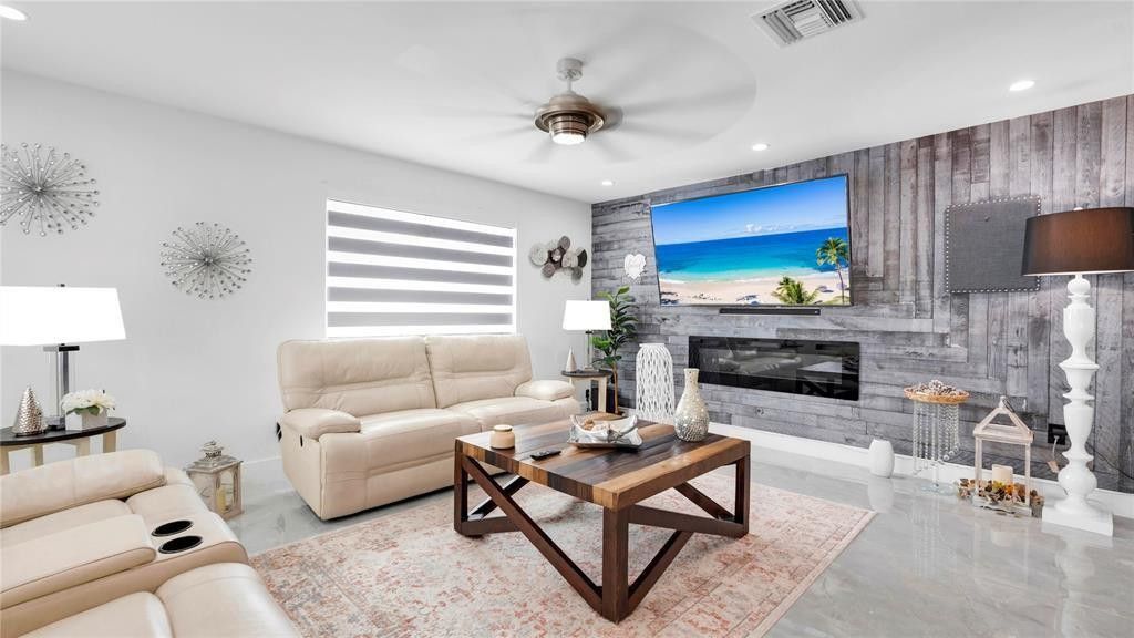 6290 W 16th Avenue, Hialeah, FL 33012 Photo
