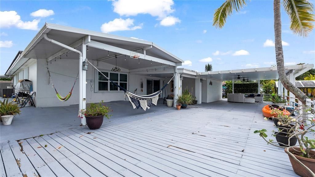 6290 W 16th Avenue, Hialeah, FL 33012 Photo