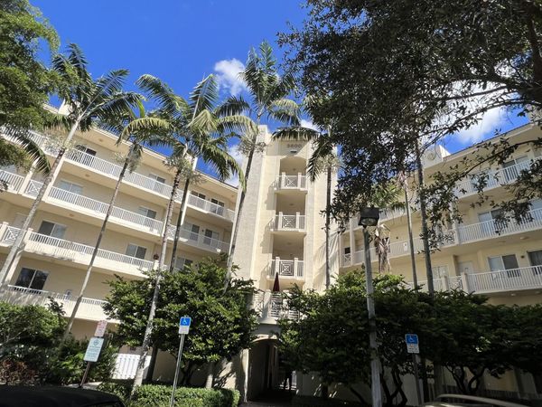 3600 Oaks Clubhouse Drive, Unit 309, Pompano Beach, FL 33069