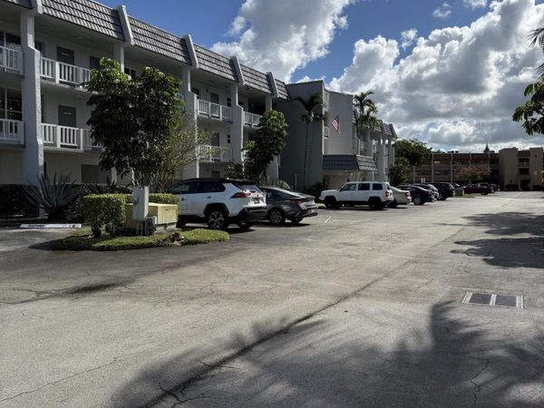 6650 Royal Palm Boulevard, Unit 205c, Margate, FL 33063