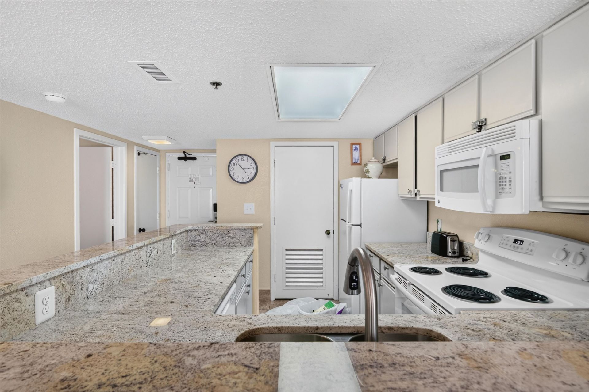 157 Seawatch Dr.  Photo 11
