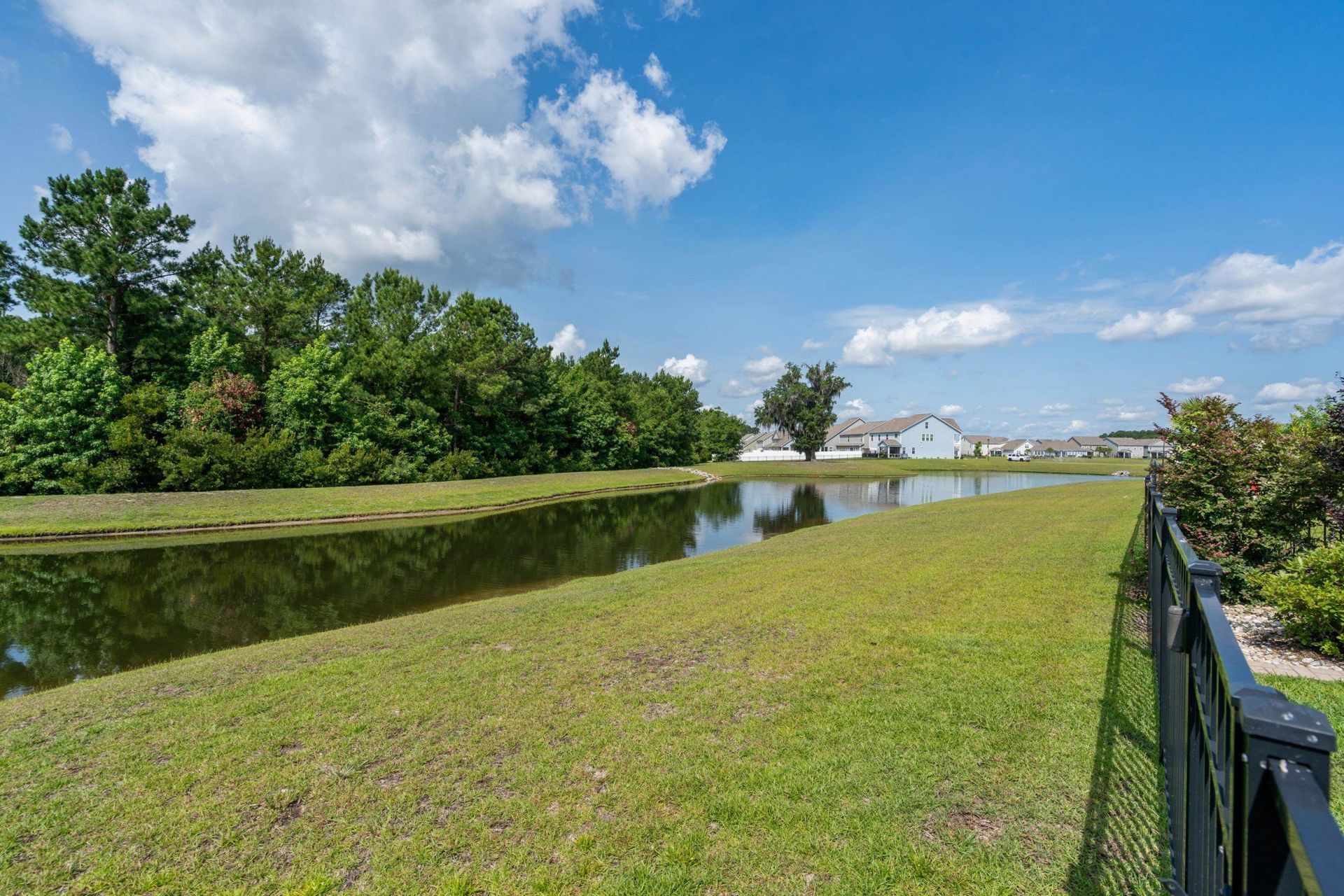 912 Laurens Mill Dr. Photo 30
