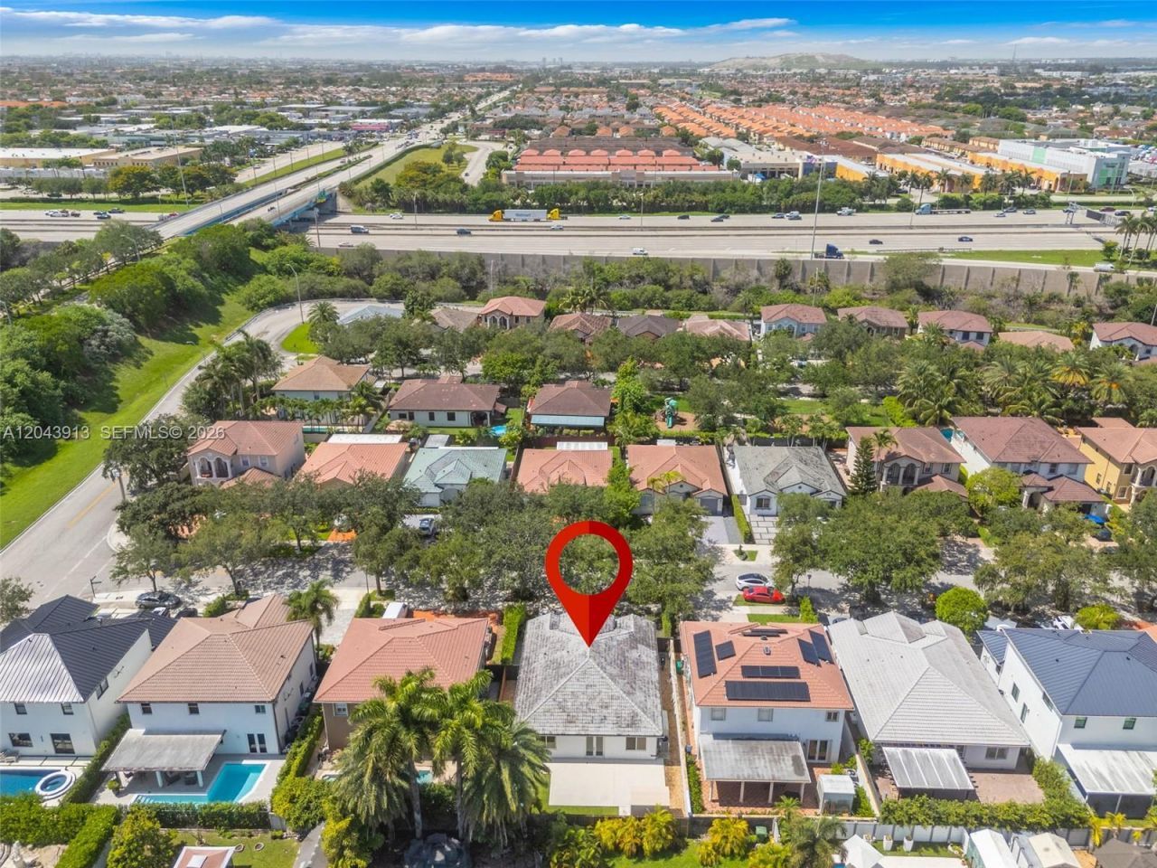 8757 NW 139 Ter, Miami Lakes, FL 33018 Photo