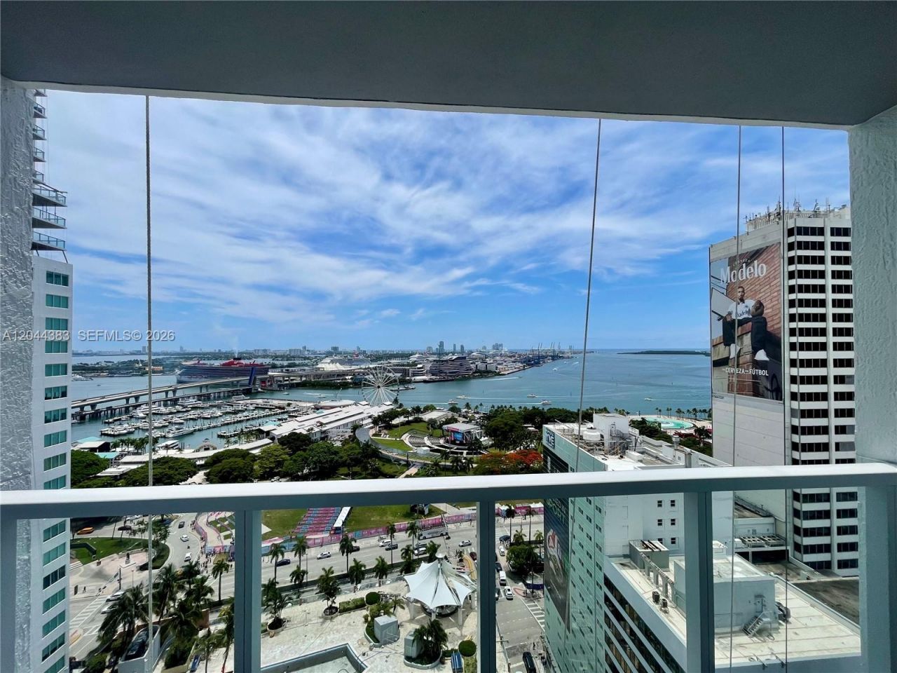253 NE 2nd St , Unit 2409, Miami, FL 33132 Photo