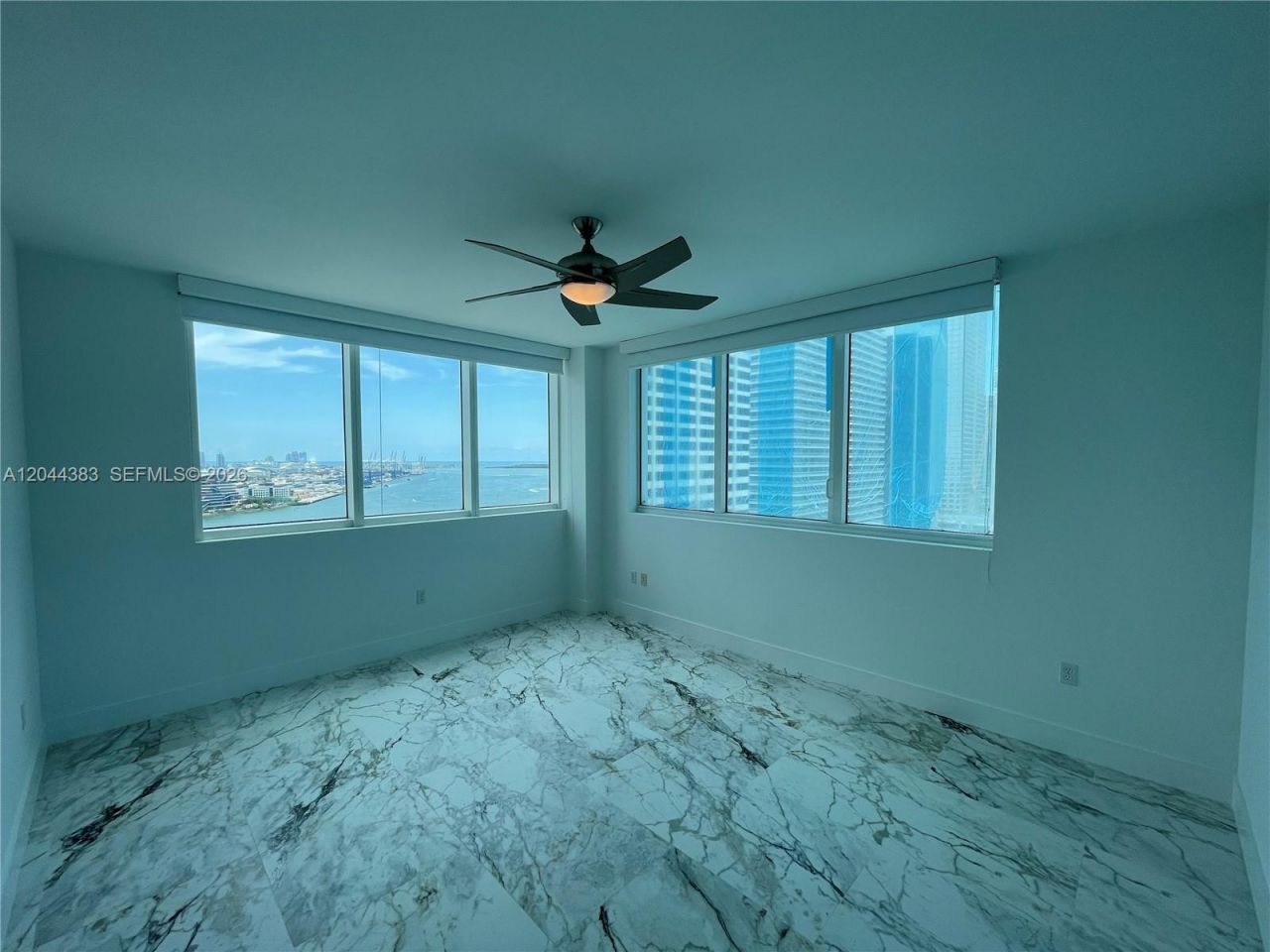 253 NE 2nd St , Unit 2409, Miami, FL 33132 Photo
