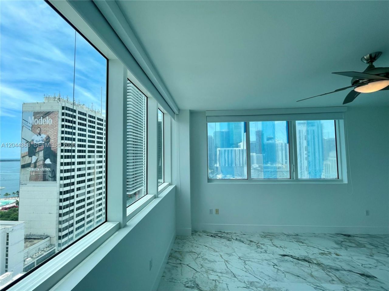 253 NE 2nd St , Unit 2409, Miami, FL 33132 Photo
