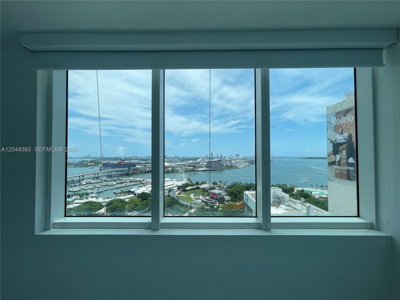 253 NE 2nd St , Unit 2409, Miami, FL 33132 Photo