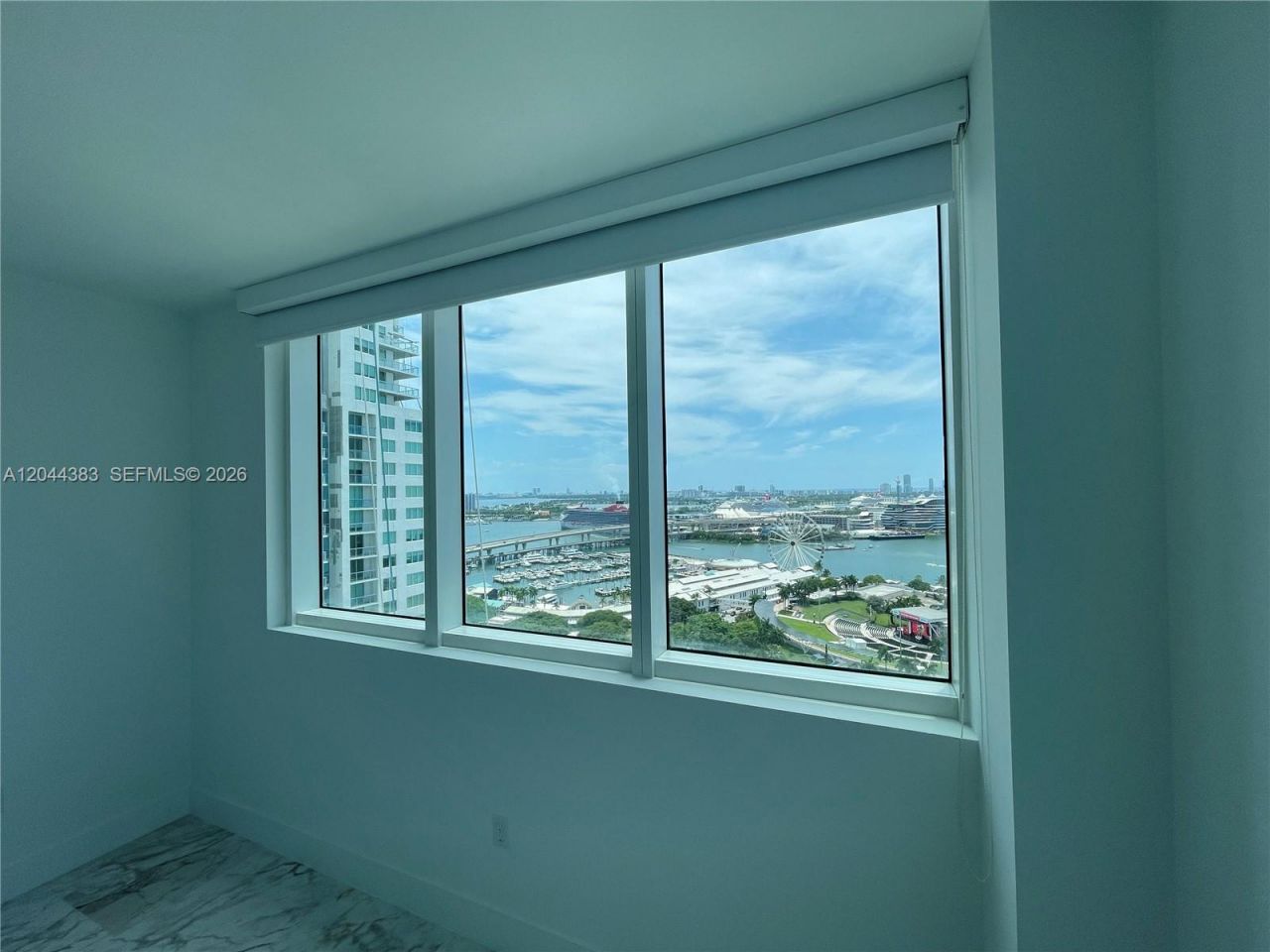 253 NE 2nd St , Unit 2409, Miami, FL 33132 Photo