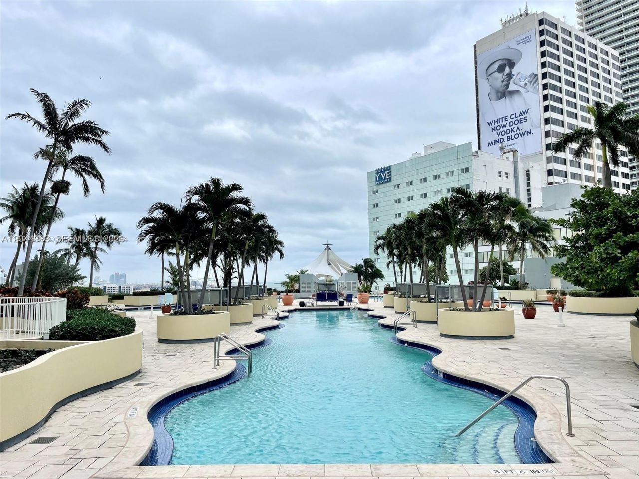 253 NE 2nd St , Unit 2409, Miami, FL 33132 Photo