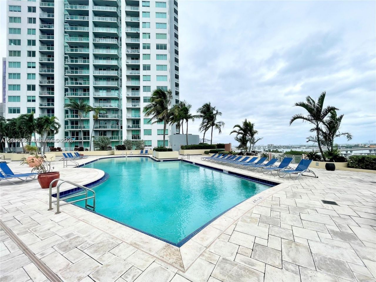 253 NE 2nd St , Unit 2409, Miami, FL 33132 Photo