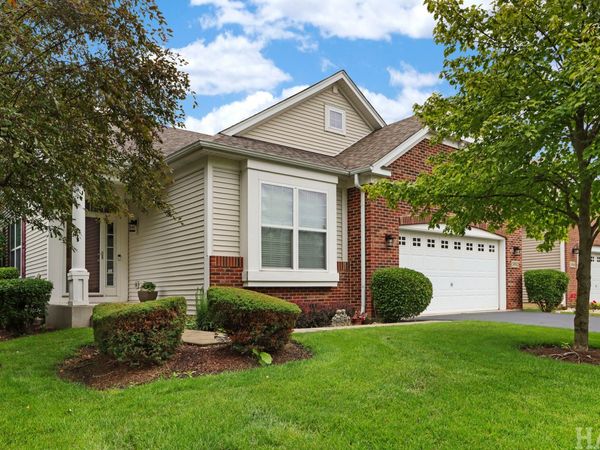 5952 Leeds Road, Hoffman Estates, IL 60192