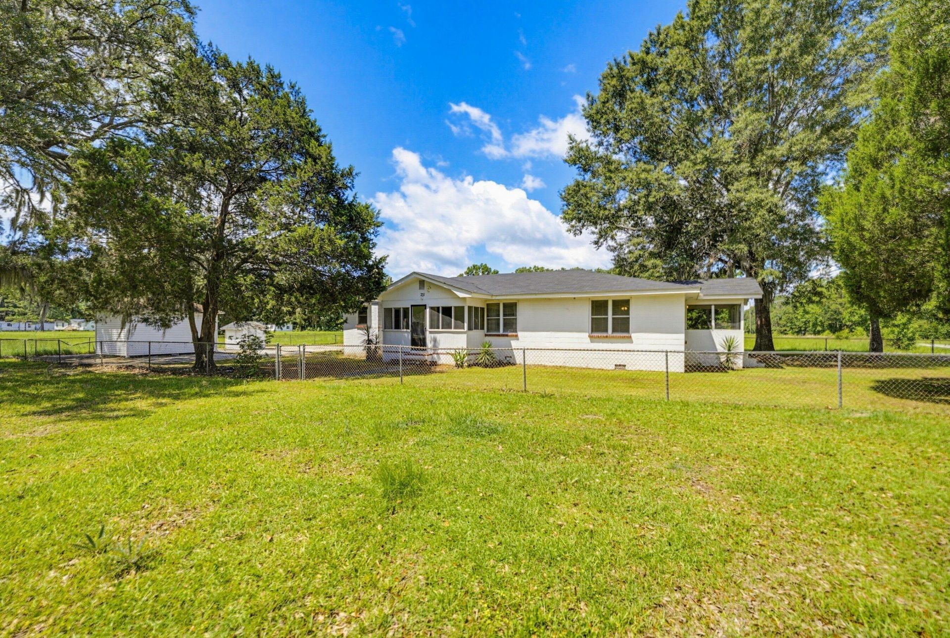 231 Big Estate Circle Photo 1
