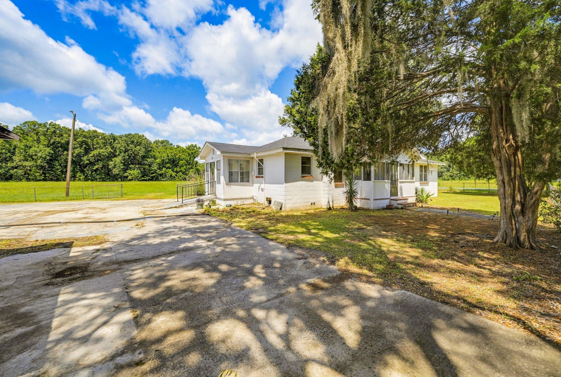 231 Big Estate Circle Photo 9
