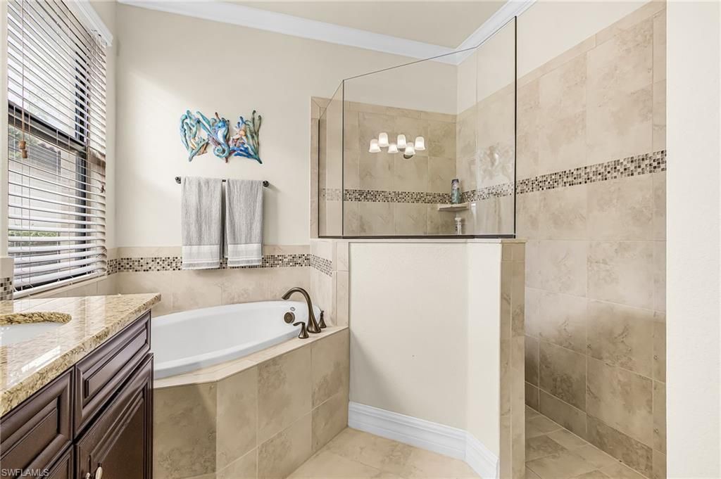 28554 Westmeath Ct , Bonita Springs, FL 34135 Photo