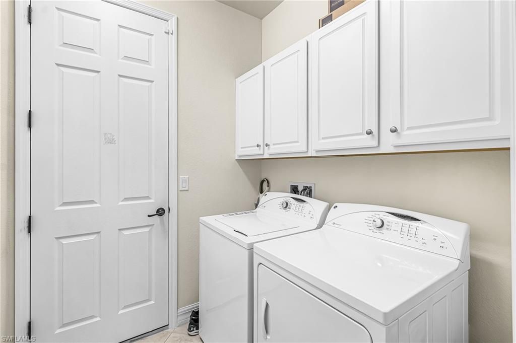 28554 Westmeath Ct , Bonita Springs, FL 34135 Photo