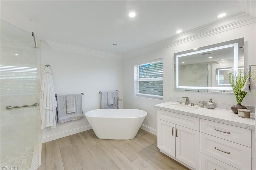 151 Bayview Ave, Naples, FL 34108 Photo