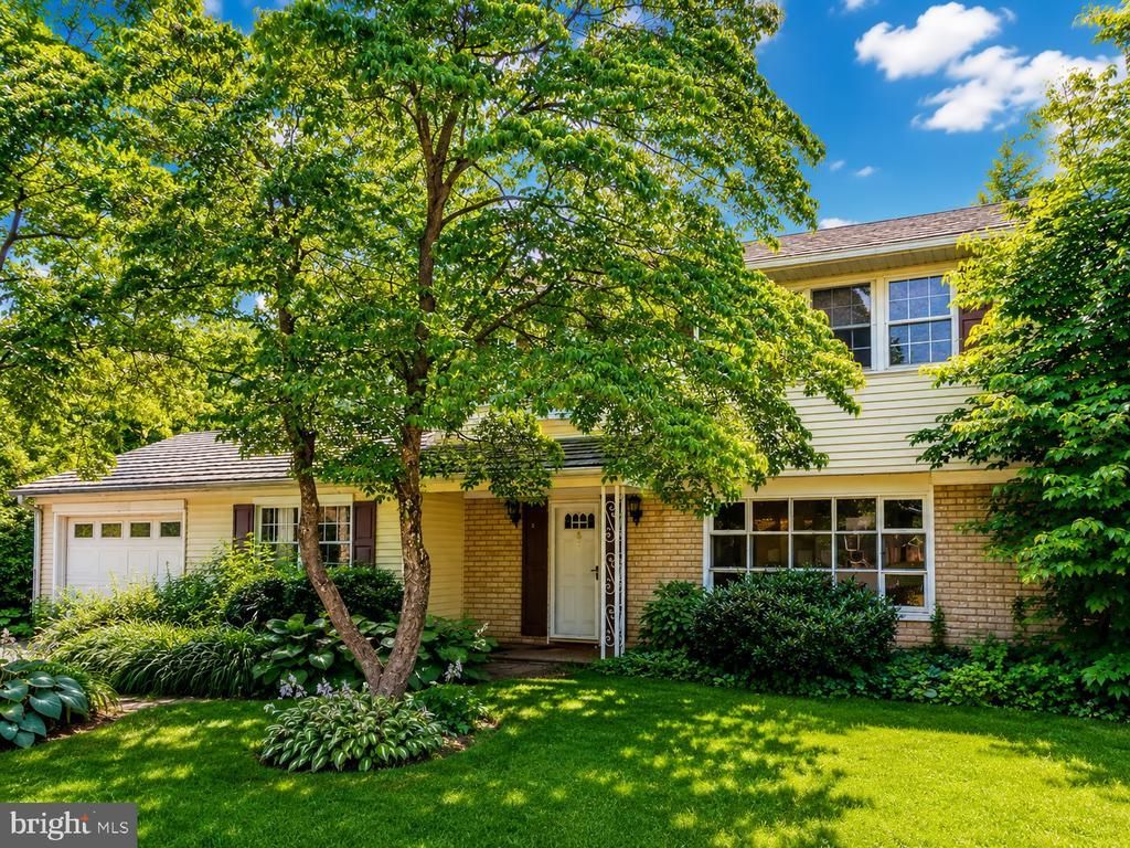 3804 CONESTOGA ROAD , CAMP HILL, PA 17011