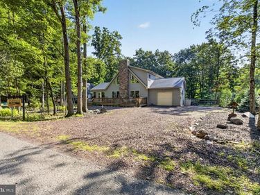 56 KIPLING LANE, ALBRIGHTSVILLE, PA 18210