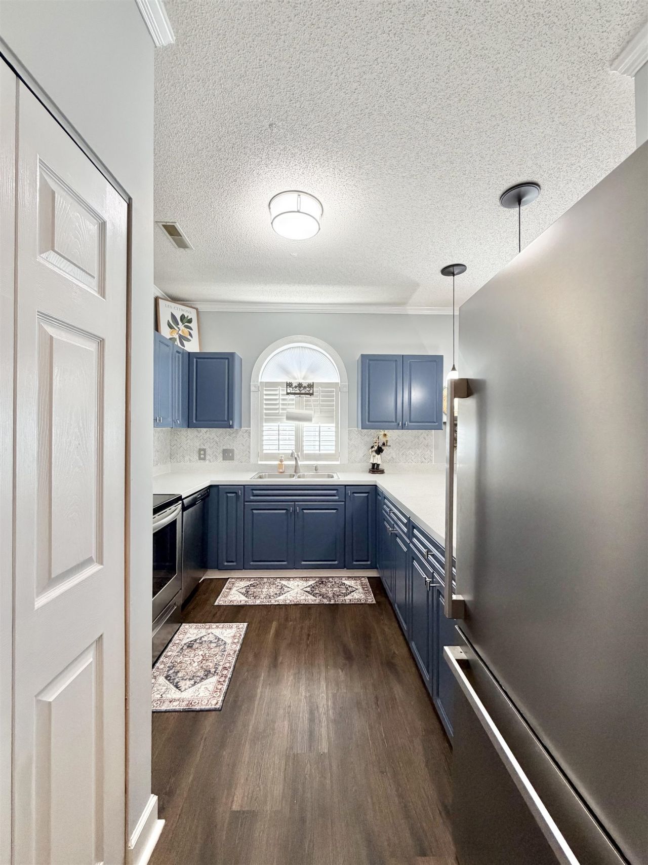 4725 Wild Iris Dr. Photo 4