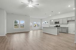 804 Wild Indigo Dr photo 4