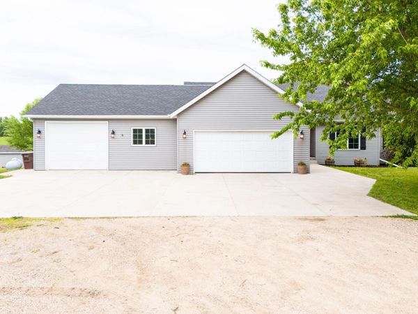 71187 240th Street, Dassel, MN 55325