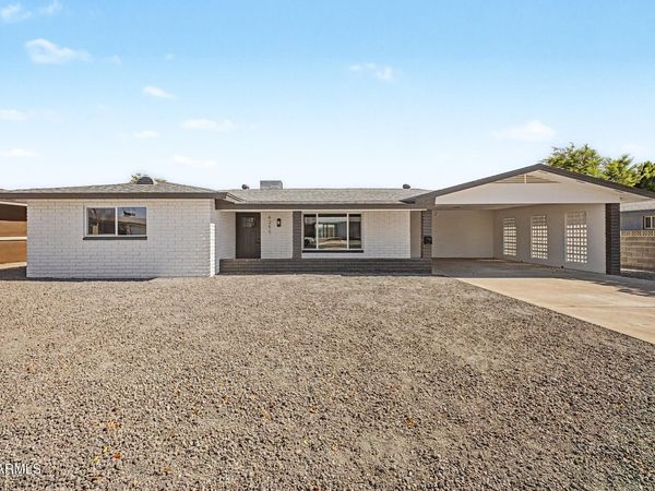 6255 E DALLAS Street, Mesa, AZ 85205
