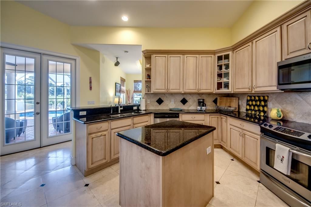 2932 NW 18th Ter, Cape Coral, FL 33993 Photo