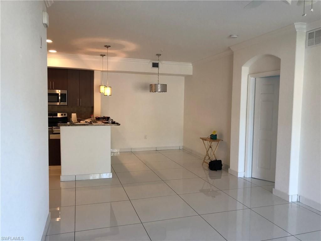 13150 Bella Casa Cir , Unit 1181, Fort Myers, FL 33966 Photo