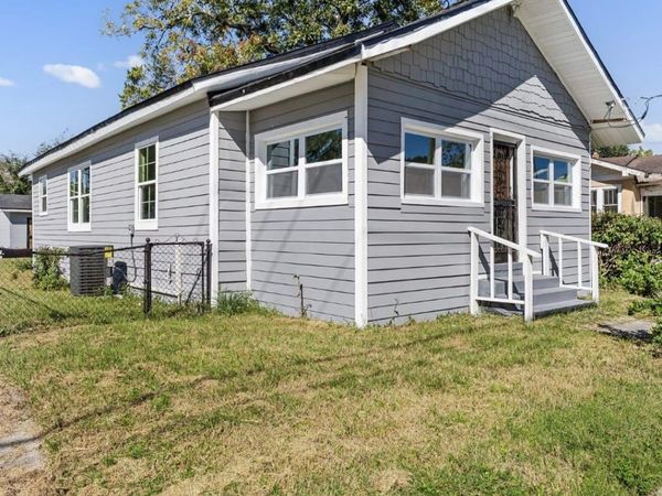 2006 MYRTLE Avenue N, Jacksonville, FL 32209