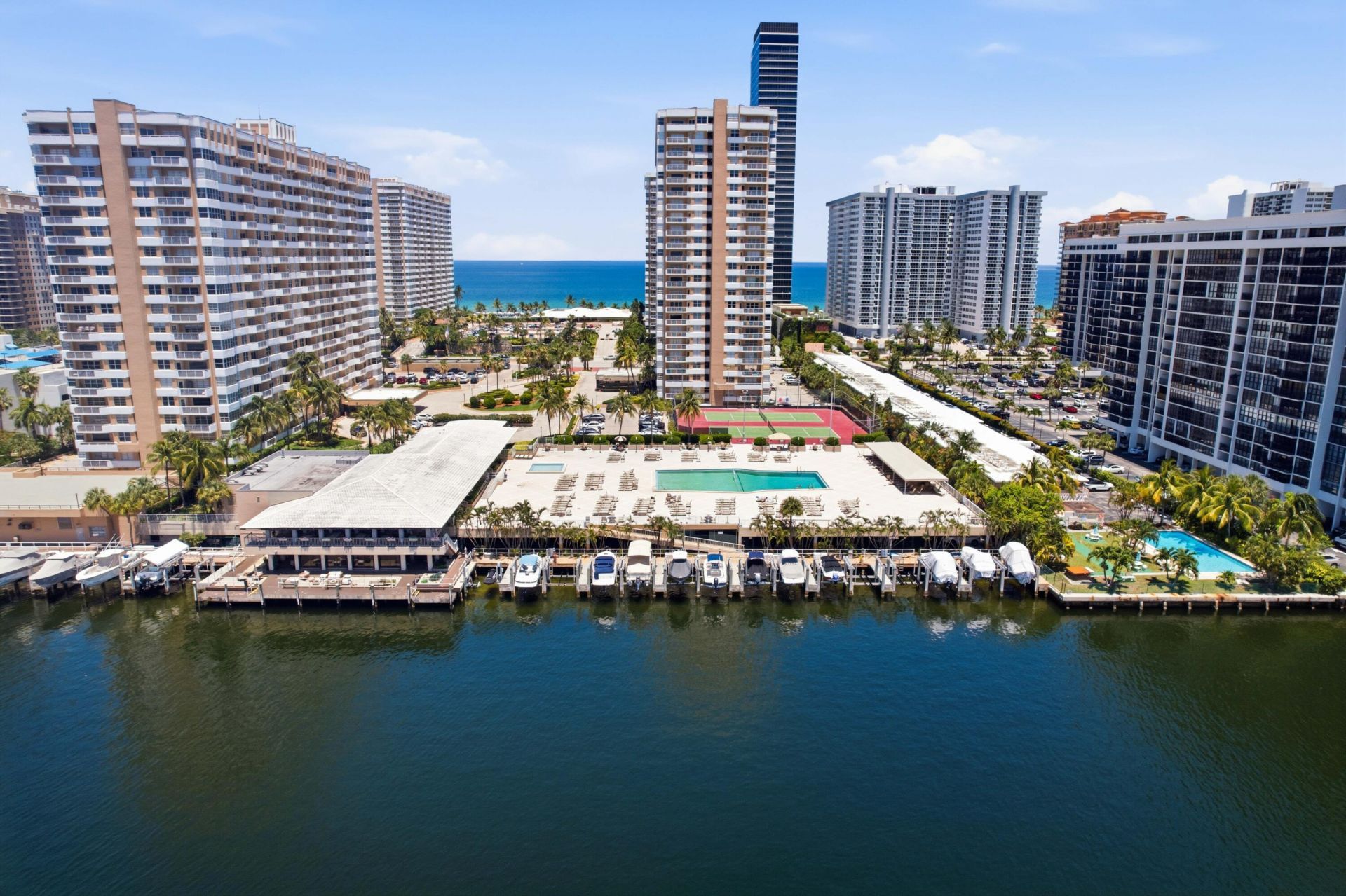 1985 S Ocean Drive, Unit 17d, Hallandale Beach, FL 33009 Main Photo
