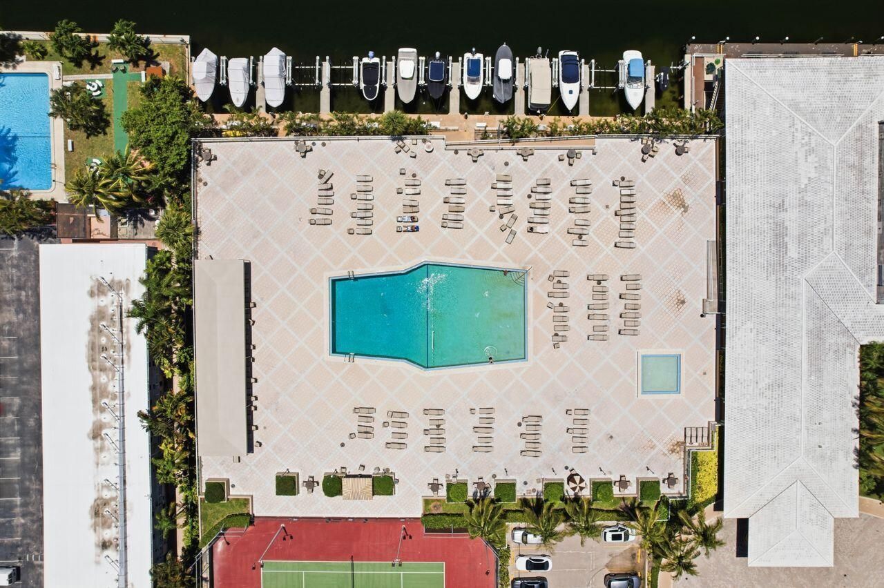 1985 S Ocean Drive, Unit 17d, Hallandale Beach, FL 33009 Photo